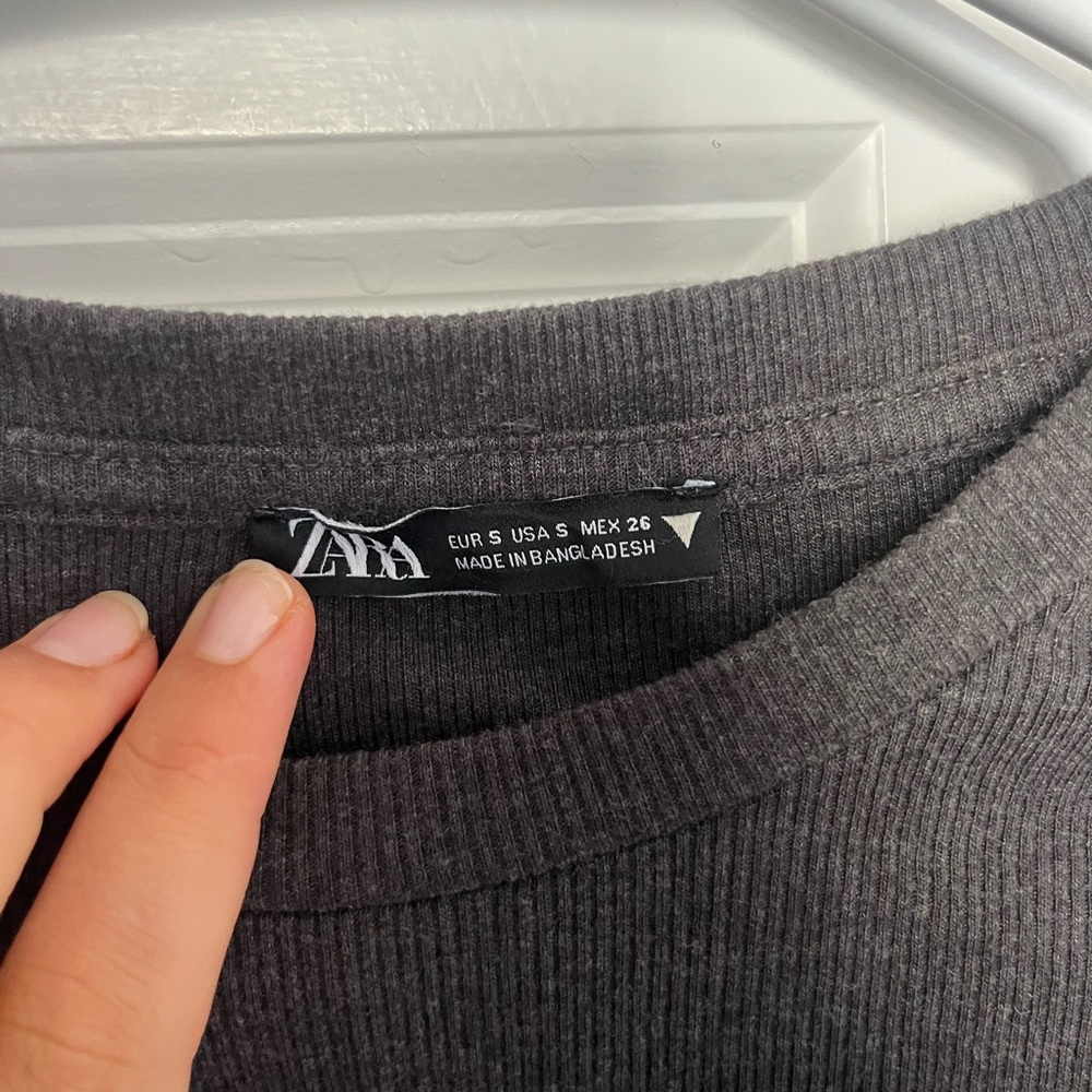 Zara Gray Ribbed Knit Top